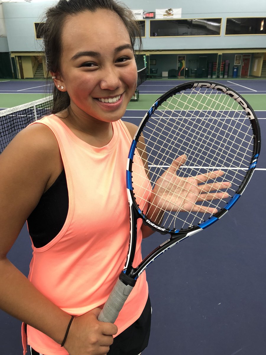 Junior, Avery Gloss broke her first racquet strings returning a killer serve from senior, Olivia Goodwin 😳☘️🎾 #TennisFun #WorkingHard 💪🏼