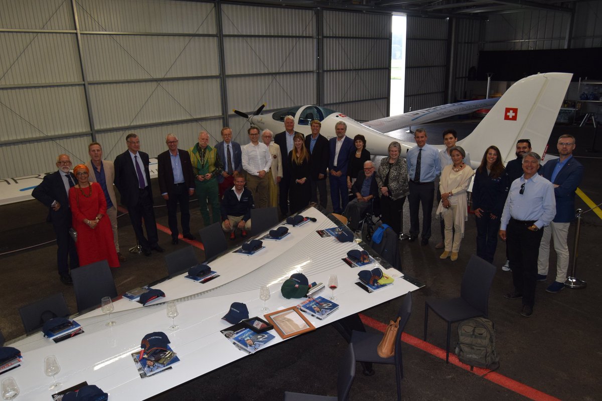 worldskyrace's tweet photo. Swiss Chapter Explorers Club Meeting at SolarStratos Hanger  #ExplorersClub #solar #solarpower #solarstratos #environment #sustainable #Blimp  #Blimps #helium #worldheritagesites https://t.co/RiImJwfKWG