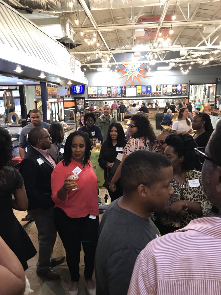 TheNextITGirl_'s tweet photo. Awesome turnout at tonight’s #IndyBlackMillenial launch. Thank you for featuring The Next It Girl! #IndyBM #IndyBMSunking #IndyNetworking #BlackTechProfessionals #Indy #TNIG #Indy #TechProfessionals https://t.co/R26jEDGG0d