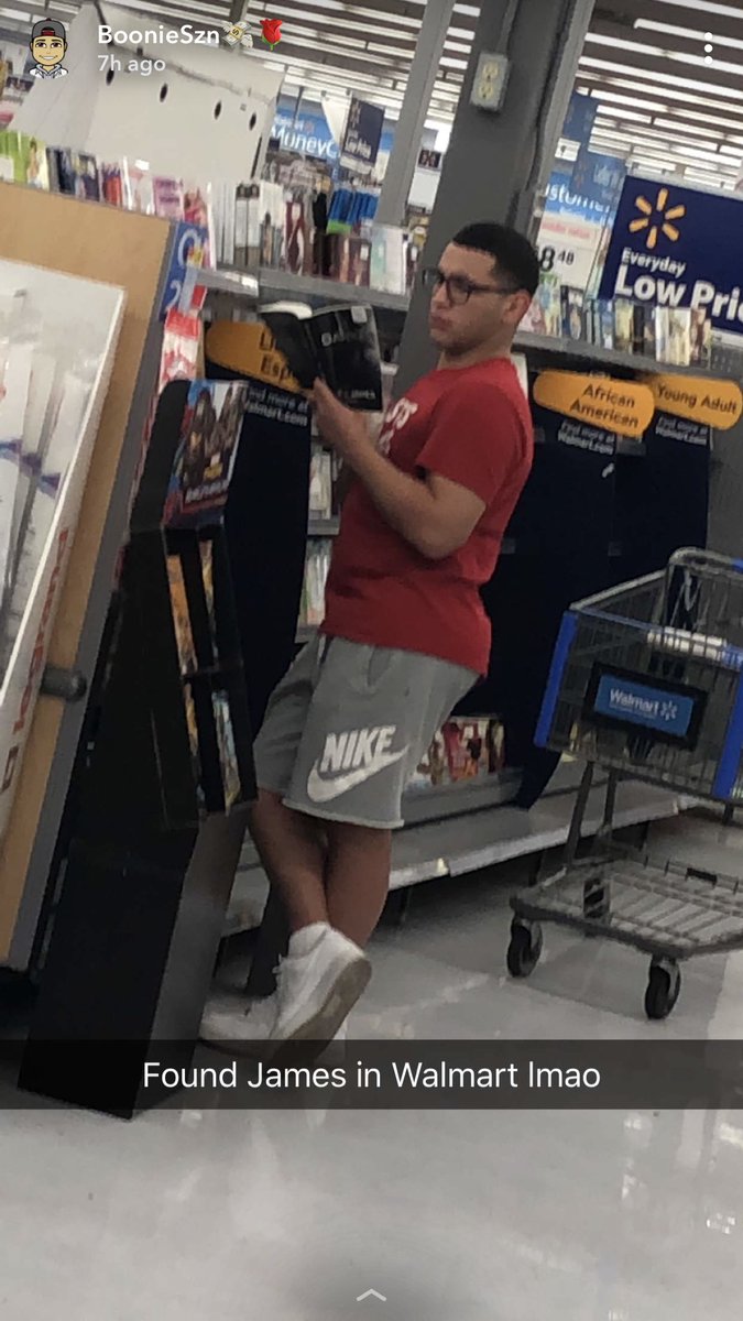 BoonieSzn's tweet image. Proof that reading books gives you a fat ass 🍑  #m2s