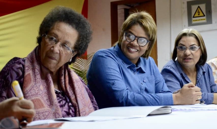 Sostuvimos reunión ordinaria de la Unión Nacional de Mujeres donde socializamos los logros de nuestra revolución en materia de Mujer y además nos preparamos para lo nuevo ¡Juntas Podemos Más! <a href="/NicolasMaduro/">Nicolás Maduro</a>