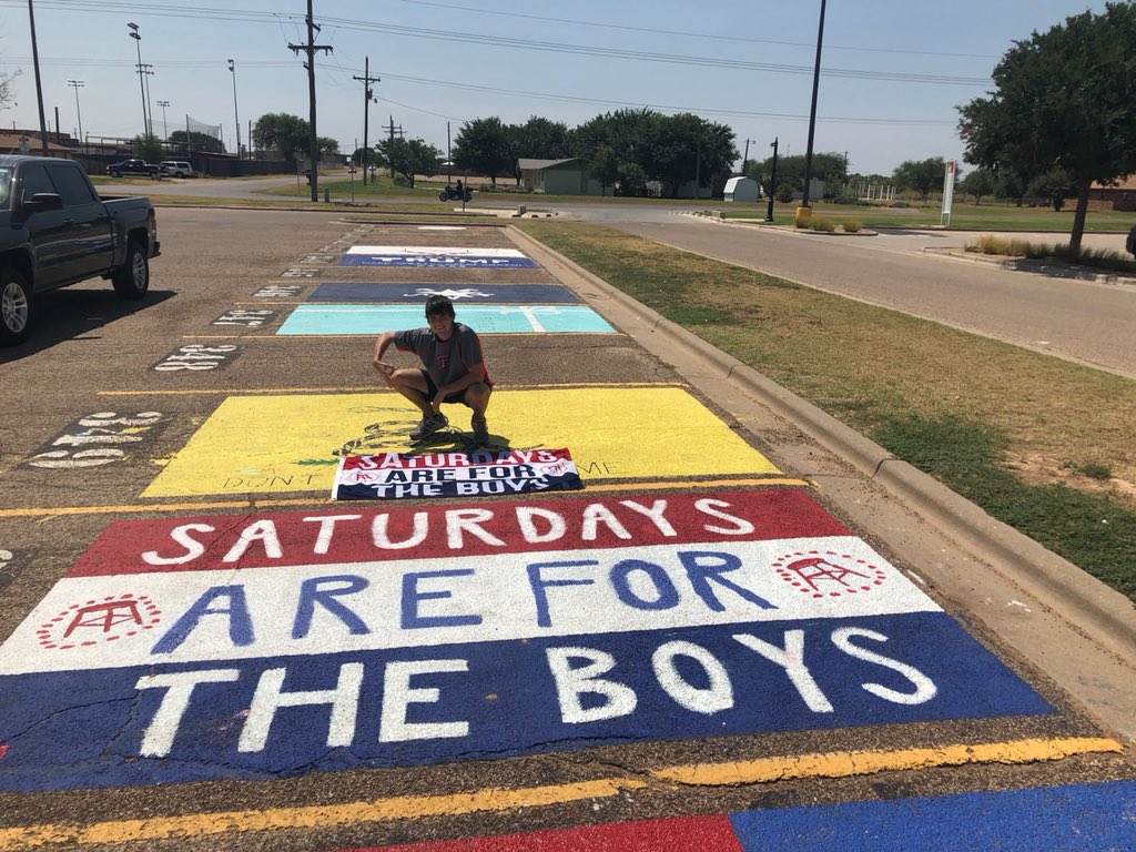 beaumiller15's tweet photo. @stoolpresidente first day of senior year at Lubbock-Cooper HS, Lubbock, TX. Monday’s-Fridays are for education, but Saturdays are for the boys! https://t.co/vTZVvc9Q19