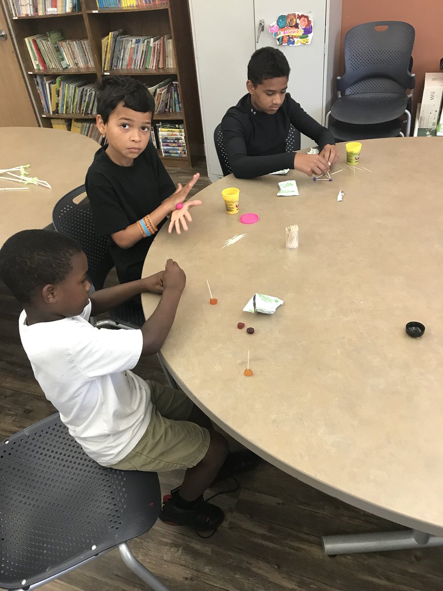 qccolab's tweet photo. 2D and 3D shapes with Family Resources- The Pines. https://t.co/rHJAUsO24s