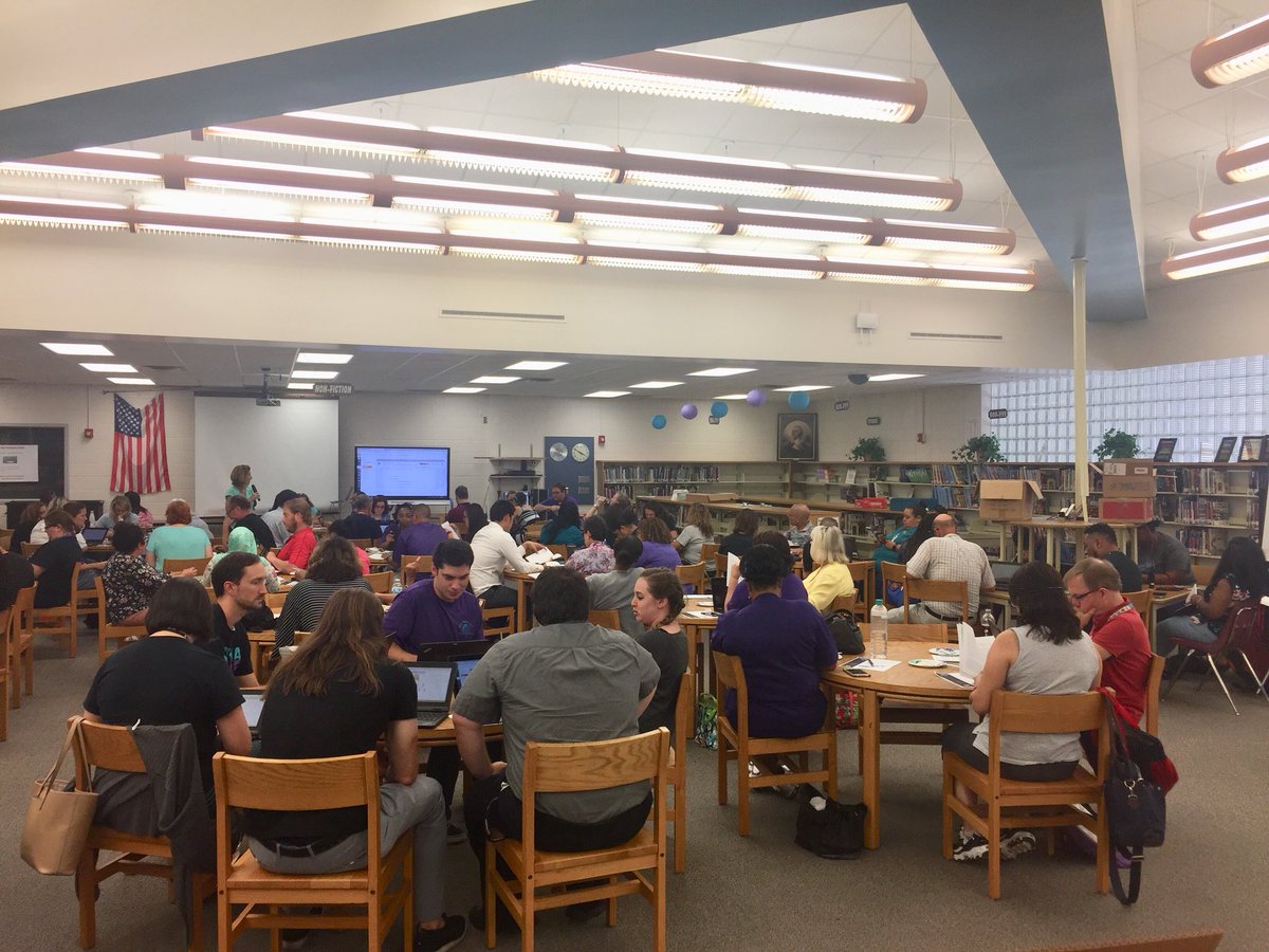 AnnMansier's tweet photo. Teachers at @GothaMSocps are on fire for their students! They’ve #LaunchED and are all in with digital learning. @CanvasLMS is being used in the classroom with students and for PD with teachers. https://t.co/lk78Zm3NpR
