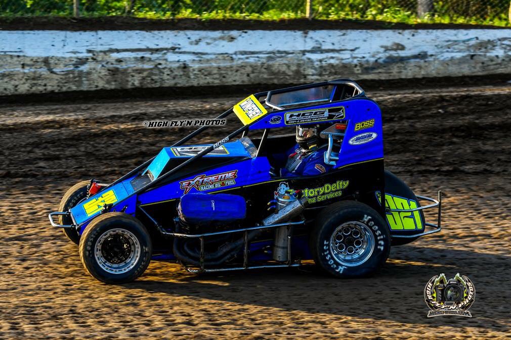 . <a href="/Chadwinfrey321/">Chad Winfrey</a> scored a win Saturday night @valleyspeedway with the POWRi Allstar midget series #BigBOSS