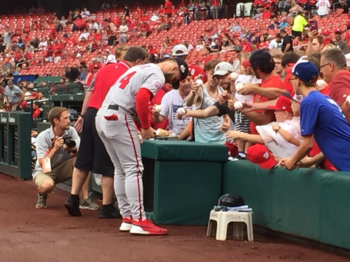 Katelyn_Rowe_'s tweet photo. I drove five hours today to get to Busch stadium and see the ⁦⁦@Nationals⁩ . There were too many people though so I got nervous and anxious and left but I was roughly 8 minutes from meeting Bryce Harper https://t.co/HX3QzxSdAz