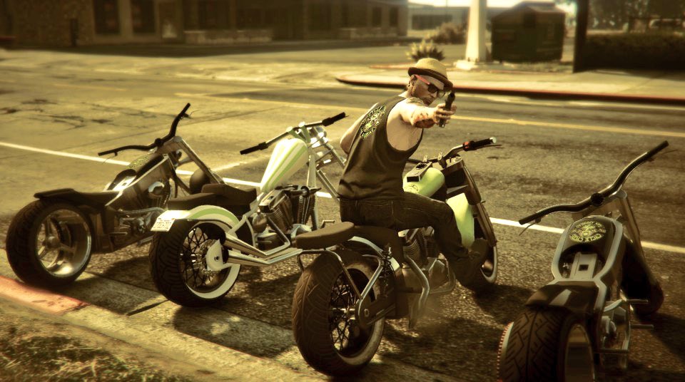 cycle33cycos's tweet photo. Snap taken of my old buddy @SwanCycoVision back in 2016 #CycleCycosMC #FiendForGreen #cycle33cycos #GTAOnline #Snapmatic @RockstarGames https://t.co/JE5iPW3VjV