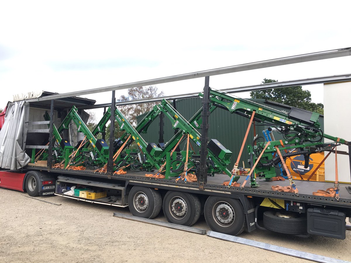 WragPostDrivers's tweet image. A range of WRAG post drivers being exported to Europe. #wrag #postdrivers