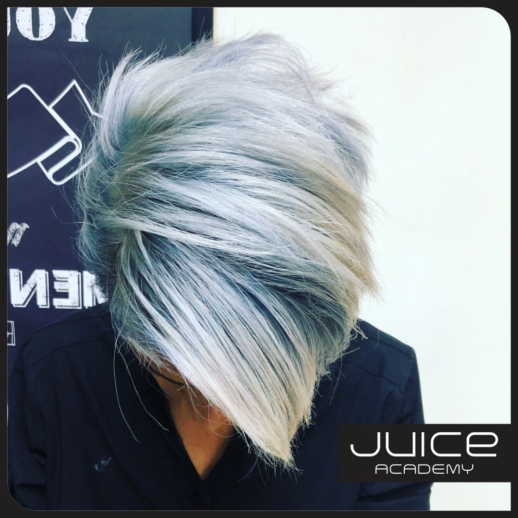 Juicesalon's tweet image. Dare to go wild? Reach your creative limits at #JuiceAcademy !
Featured look is a smudge technique with pastels highlighted with a pixie cut
Call 022 61379191 to learn more about our hair courses
.
.
.
#juiceacademy #haircourse #haircolourtechnique #smudgetechnique #enrollnow