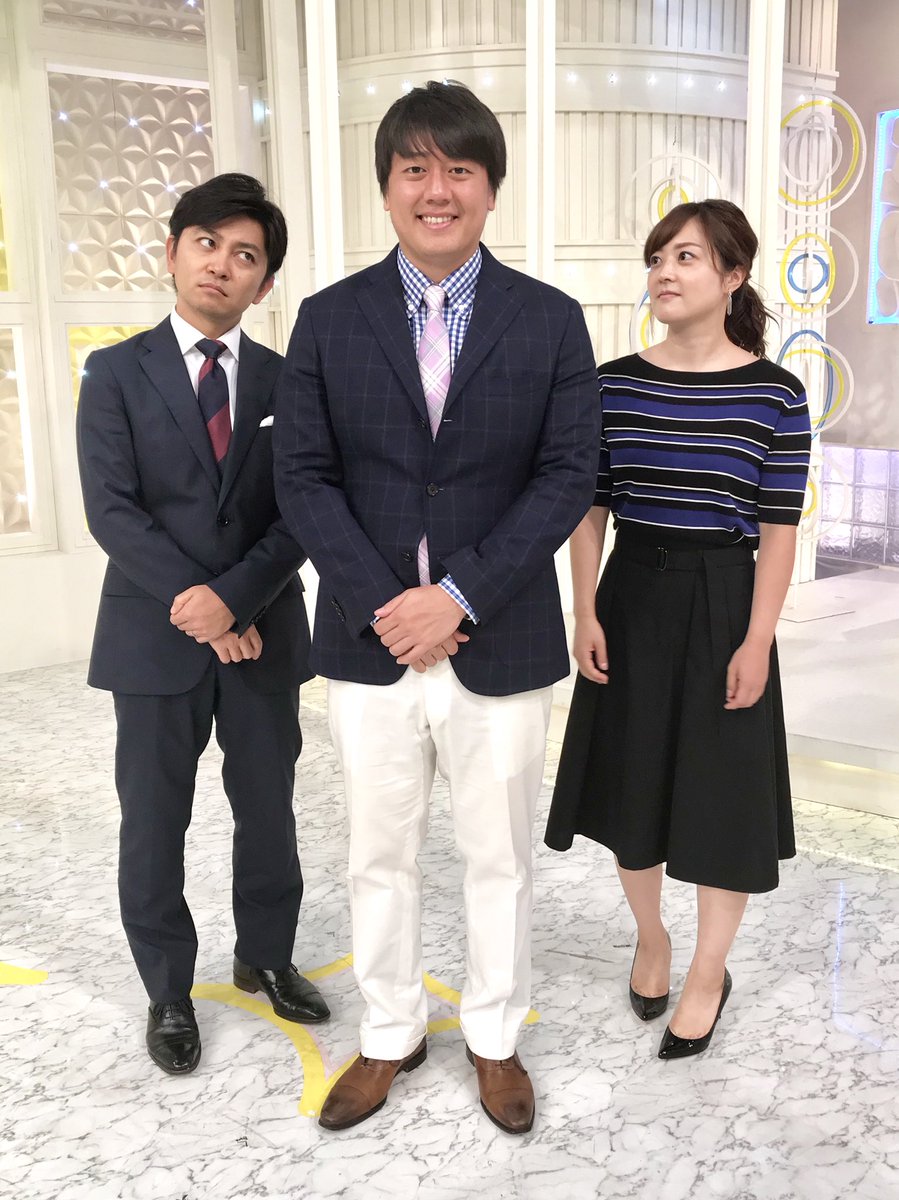 スッキリ 日本テレビ 今朝は サラサラヘアスタイル の安村アナ ナチュラル感を前面に出してみました との言葉に 先輩２人はこの表情です 森圭介 水卜麻美 安村直樹 スッキリ