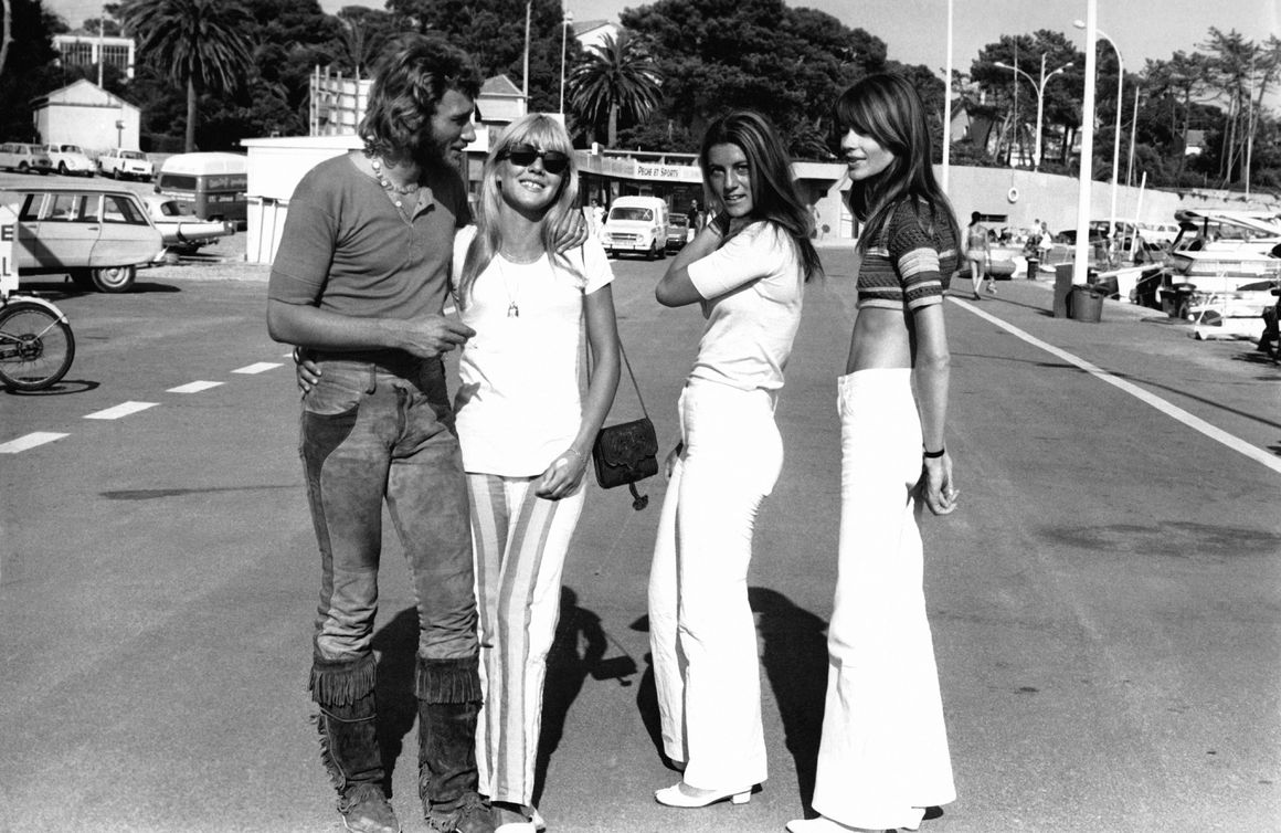 Vogue Fr Ar Twitter Joyeux Anniversaire Sheila Souvenez Vous De Cet Ete 1969 Passe Avec Johnny Hallyday Sylvie Vartan Et Francoise Hardy A Saint Raphael T Co Aq4vchtjnj Credit Getty T Co Hopf5dcabw