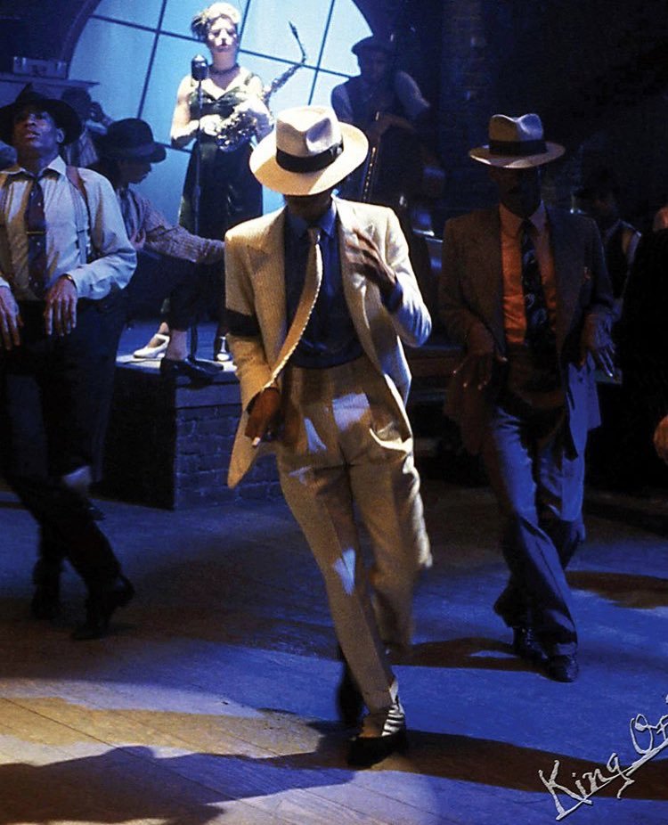 MJKingofPoPOffi's tweet photo. #MichaelJackson Smooth Criminal 💙 https://t.co/qEmLL4KxaA
