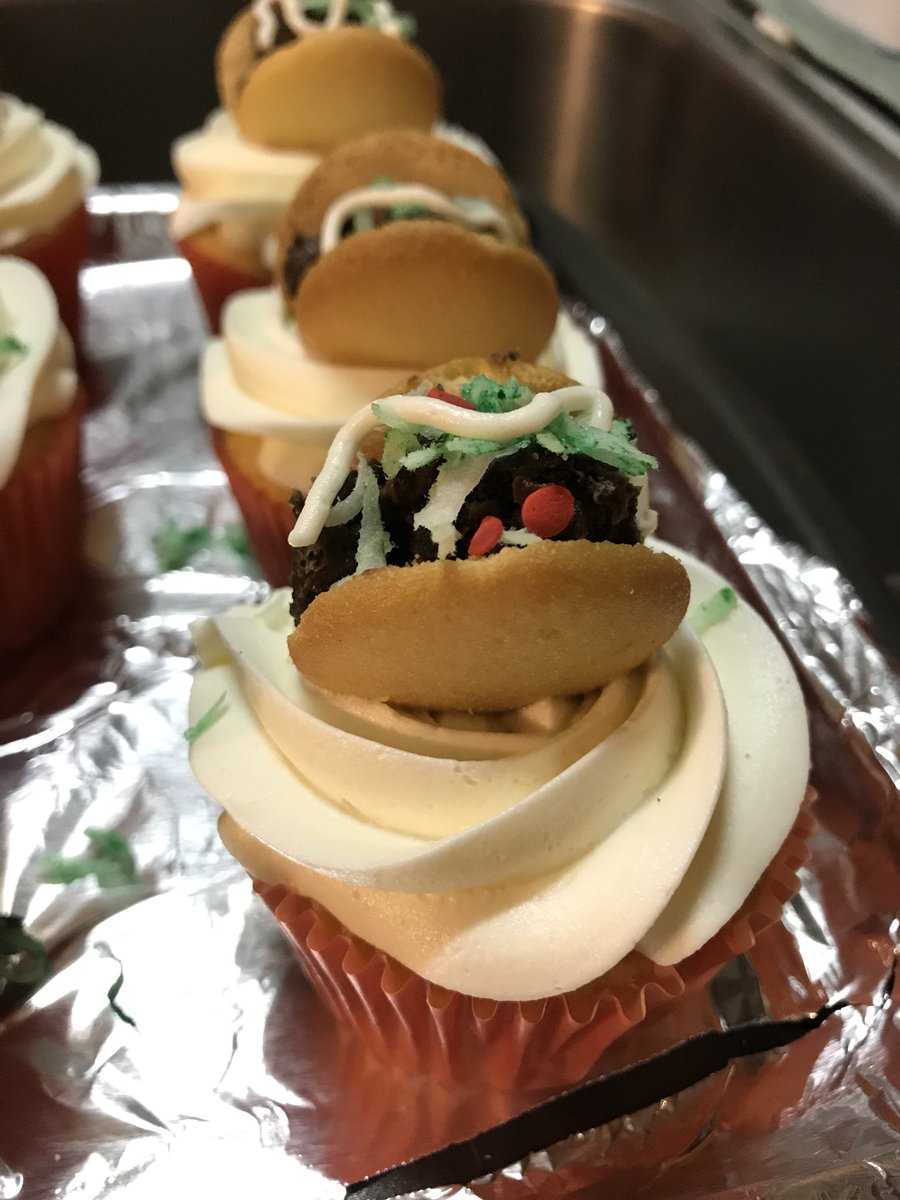 sroble62's tweet photo. Let’s taco bout how these trial run cupcakes for a first birthday may inspire some categories for this year’s cupcake wars in my Foods and Nutrition classes! #passion #bakingismystressrelief #gamification #bringonbacktoschool #boldschool https://t.co/XvVQOCjZnv