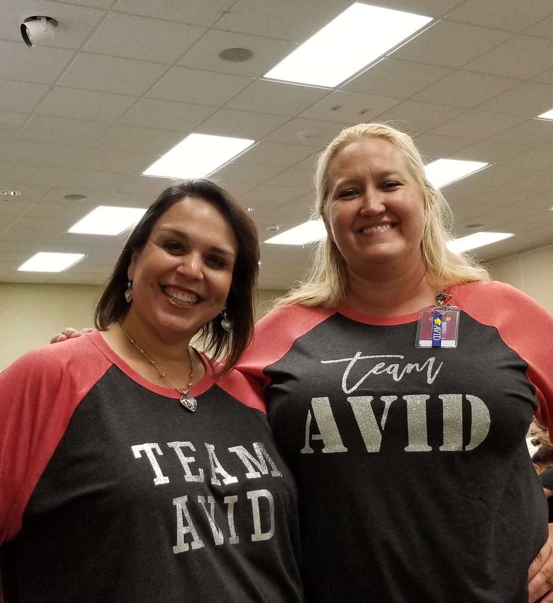 Virginia_odessa's tweet image. Hi 🙋‍♀️ @EctorCountyISD My name is Virginia Hunt, I am your #AVID Coordinator together with Amy Anderson @gracegiven4all changing kids lives by empowering them w #WICORized instruction #CollegeReady 👩‍🎓 #ECTwitterChatter @TechECISD @AVID4College @ECISD_AVID4ALL