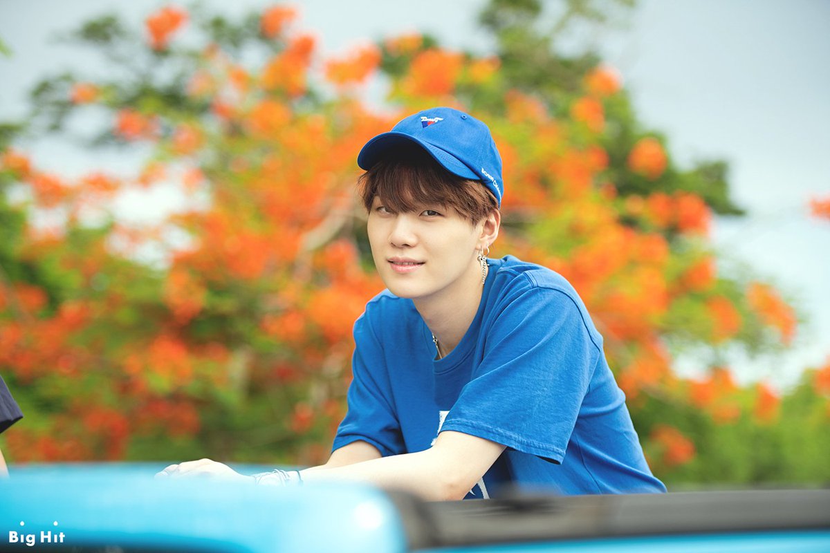 Bts jung. Шуга БТС. BTS Юнги. Min yoongi BTS. БТС Summer package Шуга.