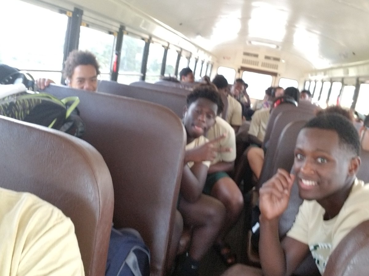 ann_huron's tweet photo. Rats on our way to Utica 4 way scrimmage https://t.co/8cNplM4Ypi