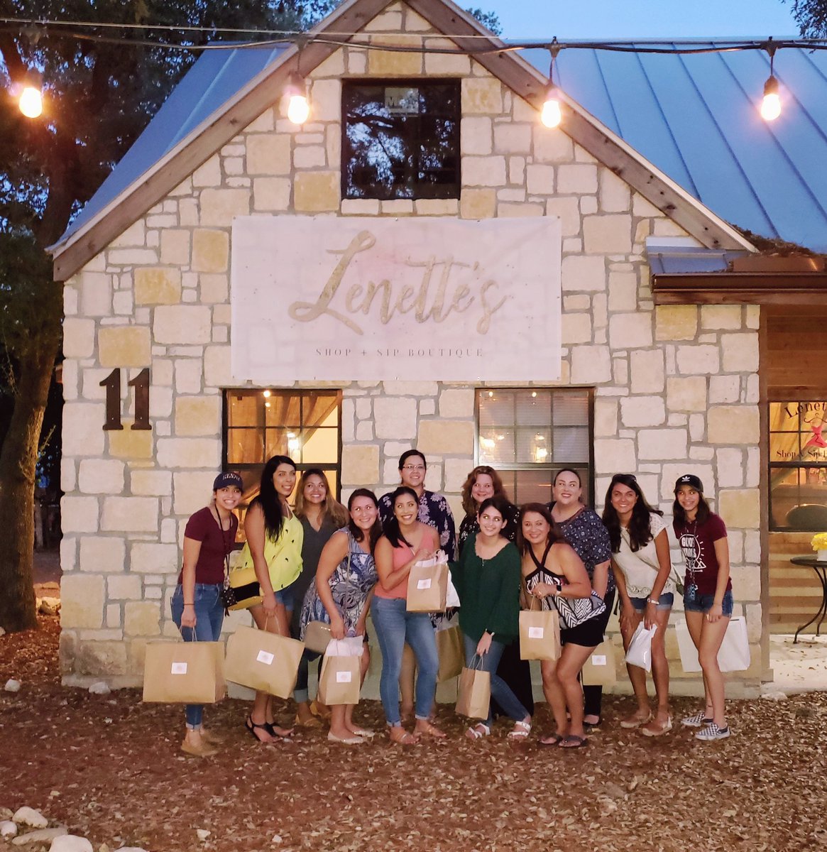 NISDRoss's tweet photo. Thank you @alvareznisd for putting together a little get together for the hard working ladies at Ross. #FacultyBonding https://t.co/ijRRIHRtYT