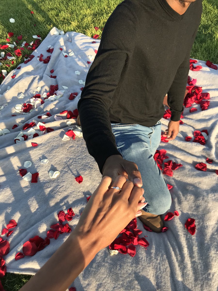 kenyatai's tweet image. I’M GETTING MARRRRRRRIIIIIIIIEEEEEEDDD!!!!!