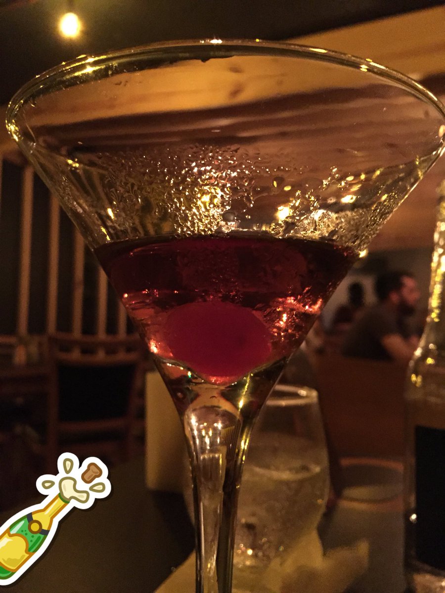 WineTalkGroup's tweet image. Where2go have a perfect drink in #Recife and some delicious food-&amp;gt; ⁦@_anjosolto⁩ !
.
Yes, the one in the north recife is as good as the original in Pina/Boa Viagem
.
#Brazil #where2go #cocktails #drinks #foodie #FoodieDestinations #WineTalk #winelover