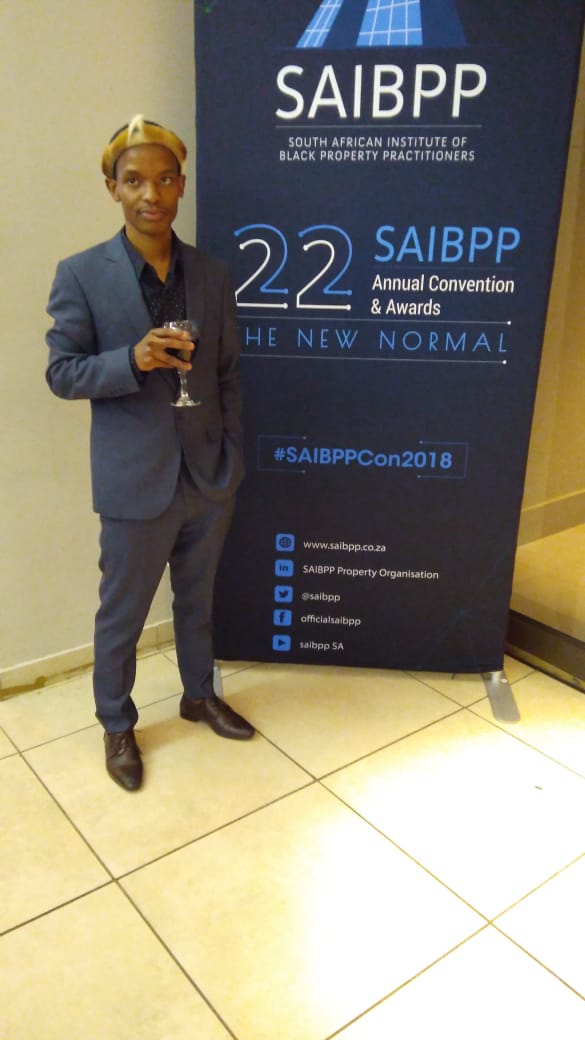RonnieSSiphika's tweet photo. 8 August 2018 at SAIBPP Convention and Property Indaba.
I was one of the nominees for SAIBPP Rising Star Award.
#SAIBPPCon2018 @saibpp https://t.co/dSsHIBXZZ2