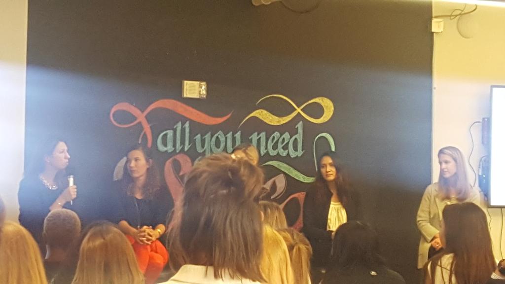 Friedamca's tweet image. Anne Pickren of Alice recommends having a diverse referral network for when roles become available at your company #wocincomputing