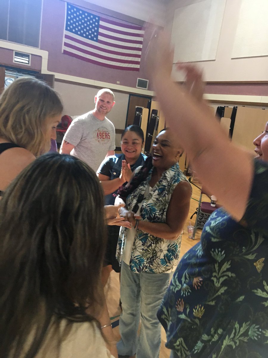 CarriageCougars's tweet image. Learning and playing together is how we build relationships. #RestorativePractices #iirp #peopleoverprojects @SanJuanUnified