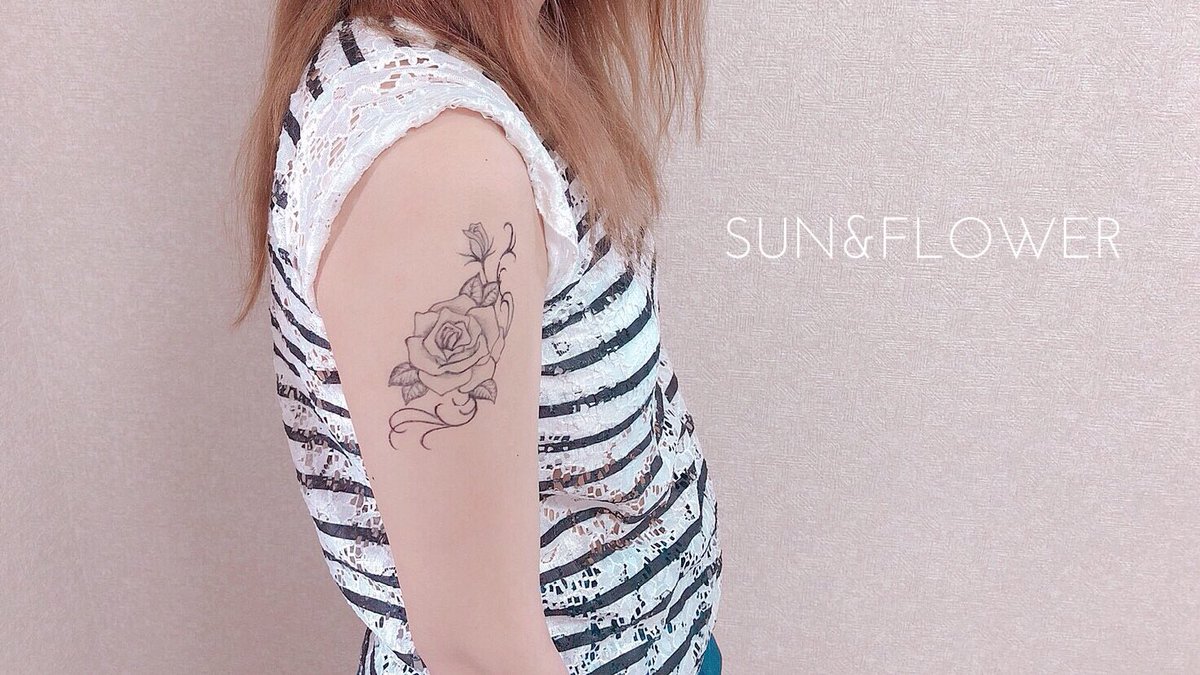 福岡ジャグアタトゥー Sun Flower Pa Twitter バラ のデザイン 腕にバラのデザインを 色の濃淡をつければ よりリアルなバラに ジャグアタトゥー サンアンドフラワー フェイクタトゥー ヘナタトゥー いいねしてくれた人全員フォロー 福岡市 福岡ジャグアタトゥー Sun Flower Pa Twitter バラ のデザイン 腕にバラのデザインを 色の濃淡をつければ よりリアルなバラに ジャグアタトゥー サンアンドフラワー フェイクタトゥー ヘナタトゥー いいねしてくれた人全員フォロー 福岡市