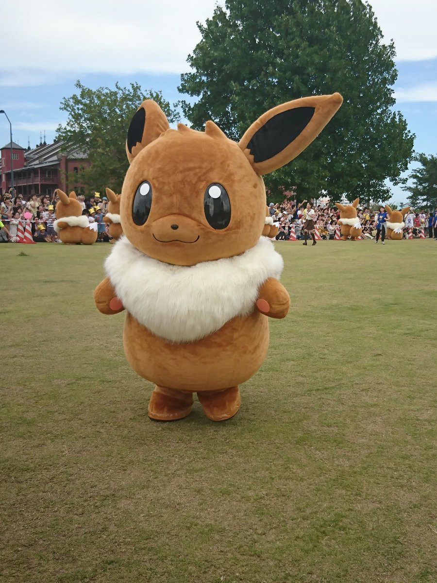 ট ইট র タカピカ 2 2 お目当てのイーブイの大行進です 今日も14 30で開催されています イーブイのダンス 行進かわいかったです もふもふ気持ち良かった 噂のしっぽハートのメスのイーブイも見つけました ピカチュウ大量発生チュウ