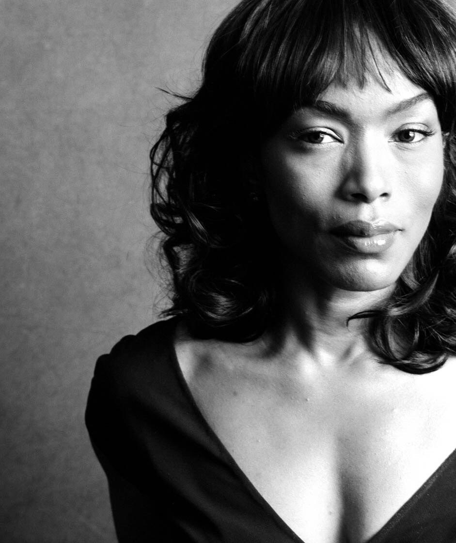 60 who? happy birthday Angela Bassett, i have so much respect for this incredible woman 