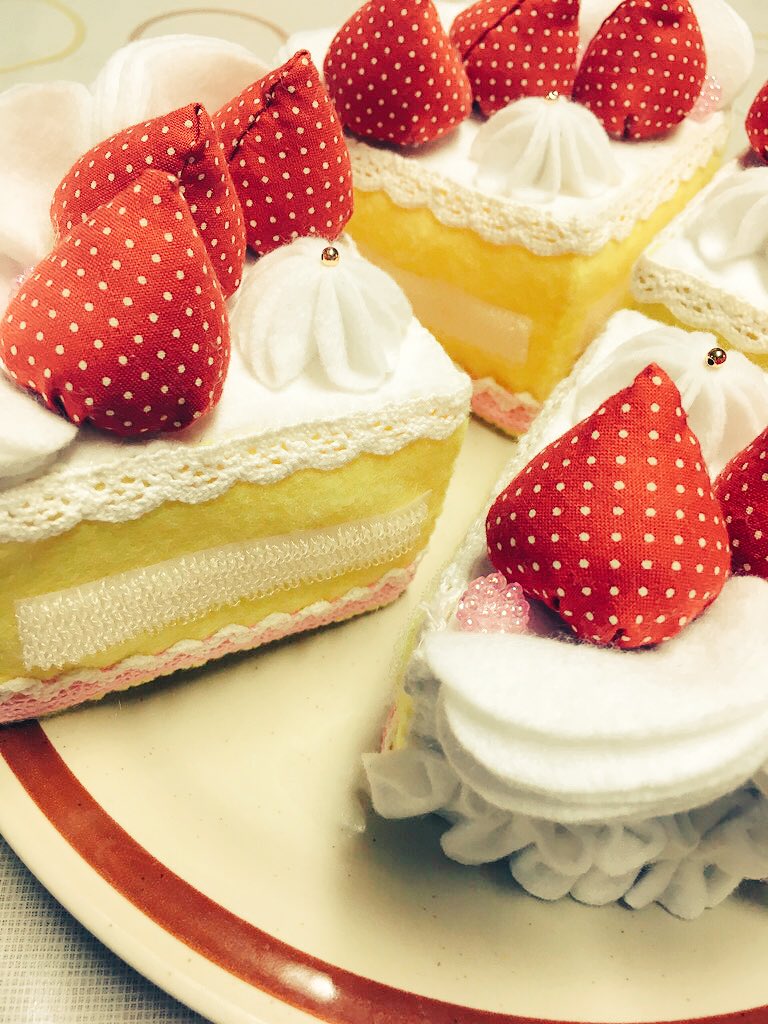 孫のために作ったフェルトケーキが可愛すぎると話題になっている 話題の画像プラス