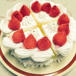 孫のために作ったフェルトケーキが可愛すぎると話題になっている