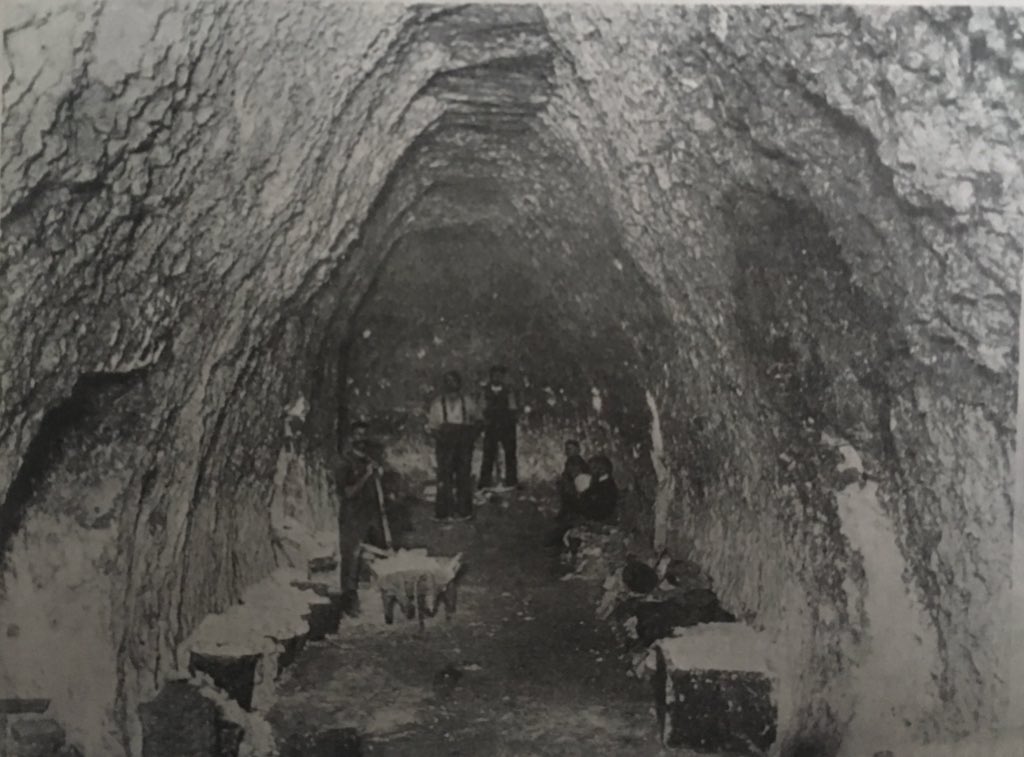 GWar100's tweet photo. Feel like helping us pick up some new followers today for a good cause? We'll swap you RTs for some fascinating images of the air war on Britain in 1917-18 @DanHillHistory @DigHill80 @HistFestUK @HistoryHit First up an air raid shelter for 400 in chalk caves at #Ramsgate #WW1 https://t.co/hHHdcMFVaP