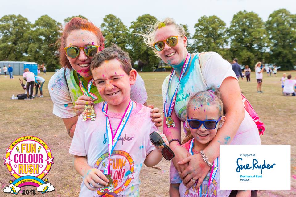 JoseyJo09's tweet photo. Amazing fun morning on Sunday. Raising money for @SRDuchessofKent #funcolourrush #Sueryder @Sue_Ryder @stacey_hawley https://t.co/Vb5rgo6oVj
