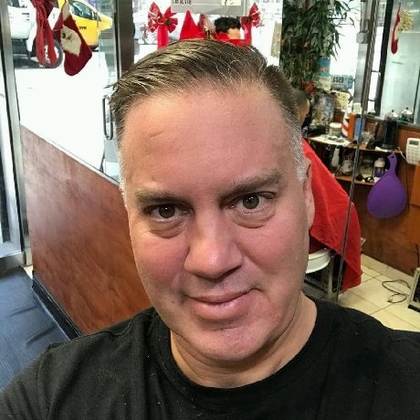 IKunpan's tweet photo. Loving my new hair cut https://t.co/CFa3iDbCeI