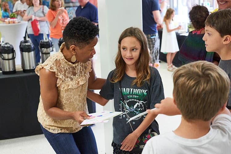 Our very own Kelli Braggs was featured in The St. Louis American! Check out the article to learn more about Kelli and her ministry. 
<a href="/StLouisAmerican/">St. Louis American</a> #gatheringnow #ForSTL
buff.ly/2KVrEK7