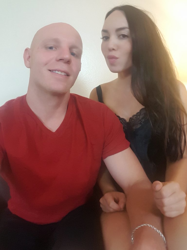 MrMorgannn's tweet photo. Catch a sexy show tonight with @avalyn_lux! --> https://t.co/yvZFq85mSo She will be in California for a while visiting, stop by and say hello! #Chaturbate #AvalynLux #AdultModels #XXX #EuroModels #GringoSuave https://t.co/FUl3zmoq2P