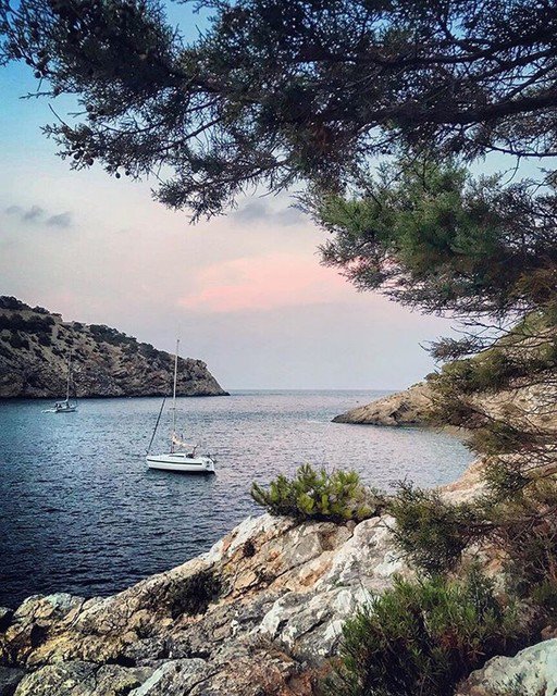 Cala Llonga Ibiza