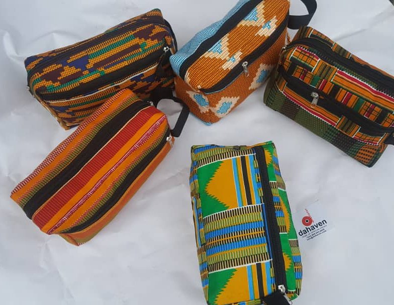 dahavenafrica's tweet photo. You can also have custom made African inspired souvenirs for your #events.

Call or message us now on +2348060934050 Or email: order@dahaven.com or dahavenafrica@gmail.com. 
Bookings have started.  

#dahaven #FreeAd https://t.co/PAzpgd8pmi