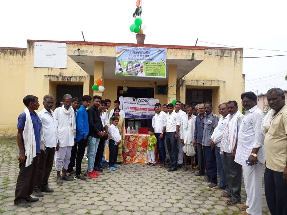 NCMLSocial's tweet photo. #NCML's #FreedomforFarmers initiative saw tremendous success yesterday as #farmers came in large numbers in #NCML labs across India to get their milk & water samples tested! https://t.co/JBLexky2F0