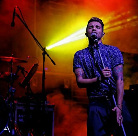 combrikkolamc's tweet photo. Prime foto del concerto di ieri sera di #MarcoCarta in provincia di #Cagliari. 
Grazie a @simopaparazzo per queste prime perle. In attesa delle altre 💪😎 
#ferragosto #Ussana #Sardegna #TienitiForteTour #tour #concert #music  #pop #live #italy https://t.co/yQlDED30ET