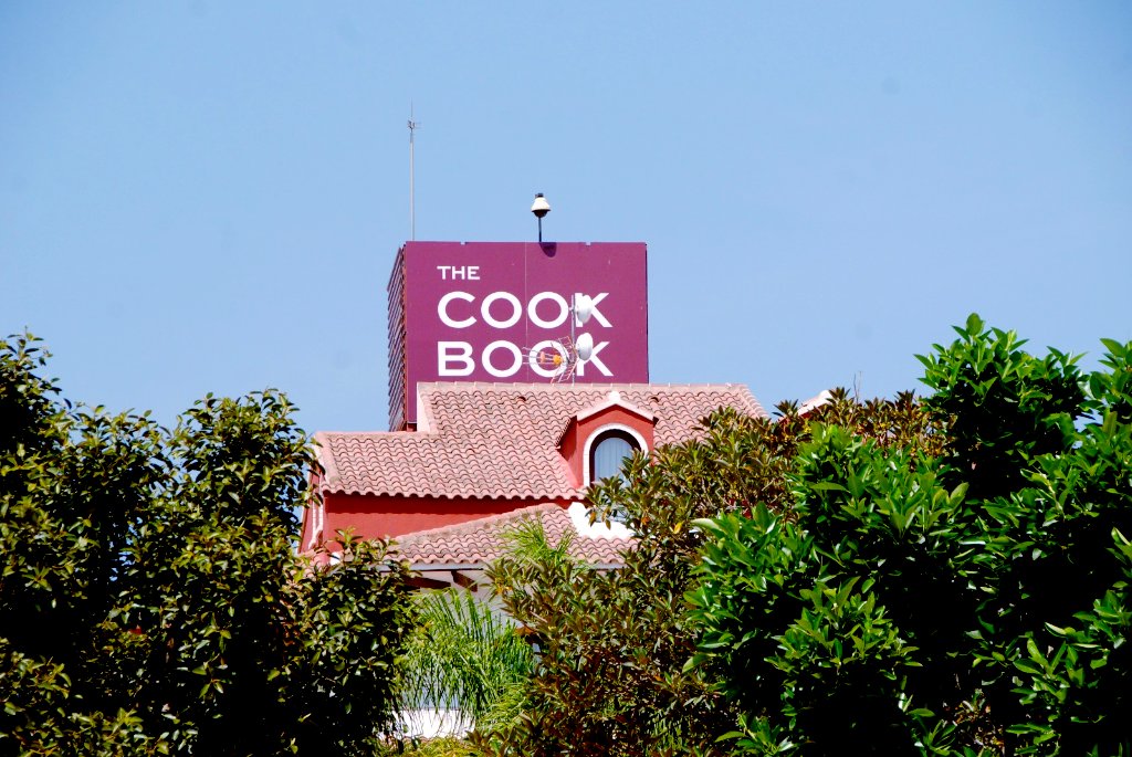 ¡Buenos días desde nuestro jardín! 
#cookbookhotel #calpe #holidays #verano #hotelgastro