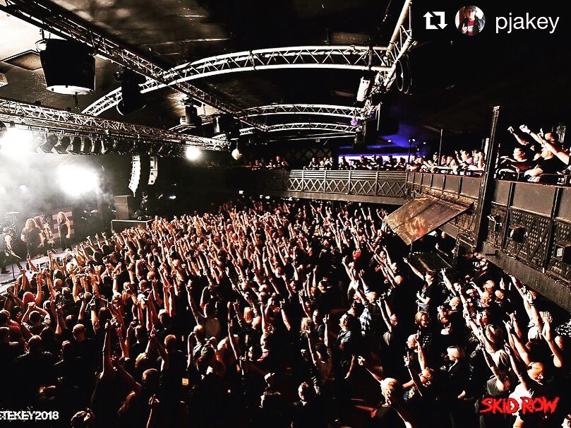 They don’t call it ROCK City for no reason! Nottingham that was AWESOME! Till next time! @officialskidrow <a href="/shure/">Shure</a> @ultimateearspro #skidrow #shure #ultimateearspro #nottinghamrockcity #unitedworldrebellion2018 #skidrowuktour2018 #ontheroad #ontheriot