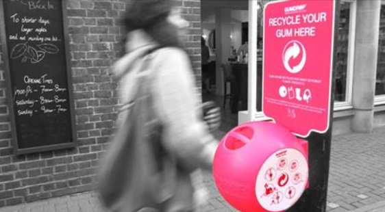 GUMDROPLTD's tweet image. Retweeted Make Your Job (@MakeYourJobIL):

Dall&apos;idea di una studentessa inglese il modo migliore per #riciclare il chewing-gum @GUMDROPLTD #SELFIEmployment #Riciclo #gumdropltd @startup_italia bit.ly/2B7hoia
