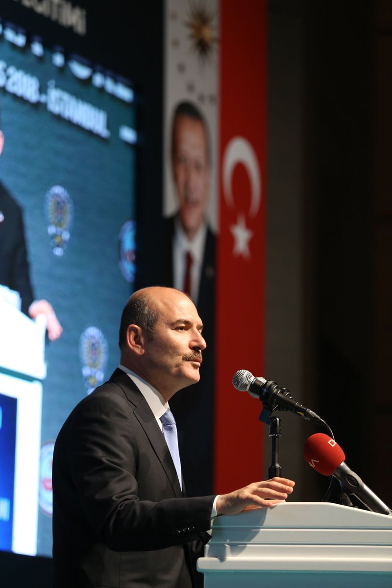 suleymansoylu's tweet photo. Türkiye olarak, küresel eroin yakalamalarının %16'sını, Avrupa eroin yakalamalarının da iki katını gerçekleştiriyoruz. Yani ifade etmek gerekirse, biz olmasak Avrupa'da neredeyse ayık gezebilen genç kalmayacak https://t.co/Ubq3VolUeL