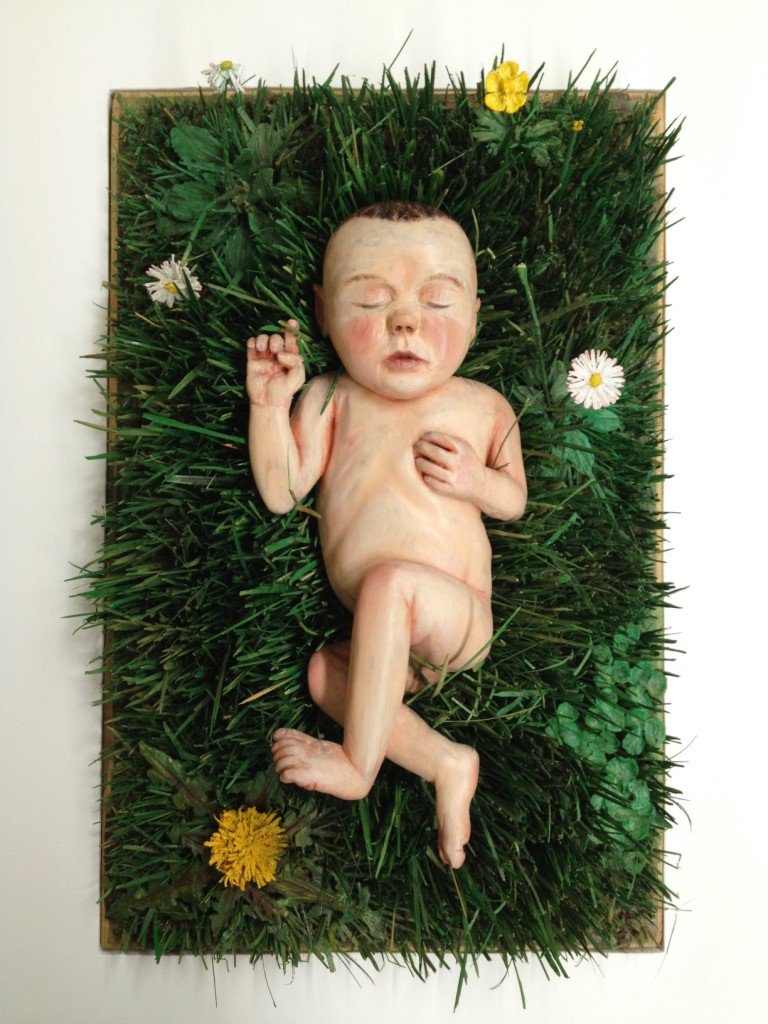 Come to our free artist talk this evening at 7 pm with Russell Webb! Watch him talk about how he transforms found objects into curiously marvellous and mesmerising sculptures!