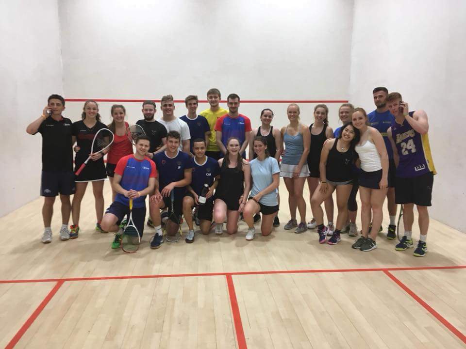 Surrey_Squash's tweet photo. Calling all incoming #freshers2018! Looking to join one of the coolest clubs on campus, complete with fun ways to keep fit and a fabulous group of people? Then come join Team Surrey Squash! 1/2 https://t.co/eoakwUGTTR