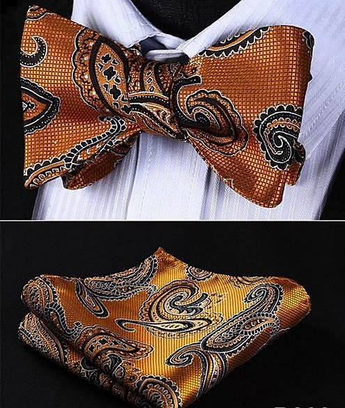 lelandstyles's tweet photo. It’s #bowtie #Thursday! #Today it’s a #copper #paisley #bowtie and matching pocket square. Keep it #stylish, #gentlemen.
#bespoke #tailored #mensstyle #ceo #menwitclass #sprezzatura #dapper #luxurylife #mensfashion #tailoring #menwithclass https://t.co/wGiXgMuXnk
