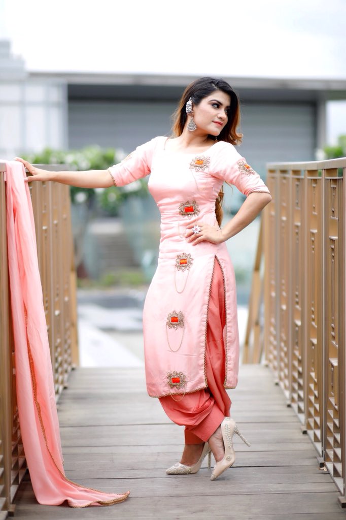 New Song Kaur Kaur B Funny Video Bollywood Actress Avneet Kaur