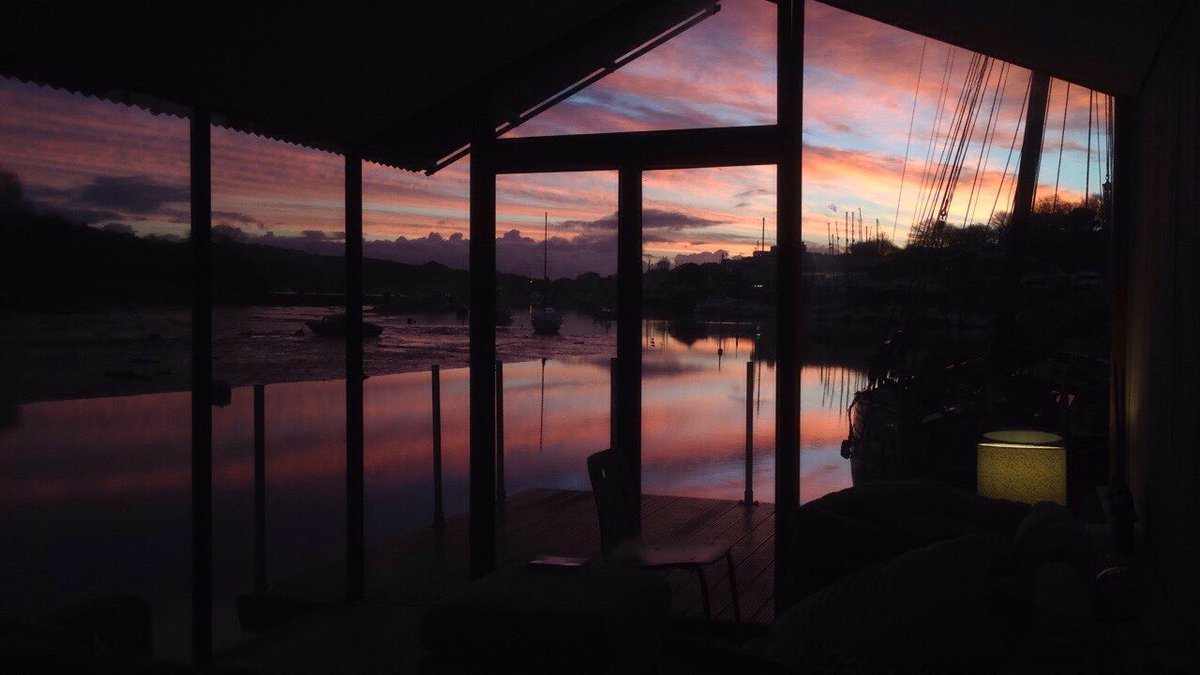 Barge ‘Amelie’ is now available on <a href="/canopyandstars/">Canopy & Stars</a> floathouse.co.uk #holidays #Cornwall #Falmouth