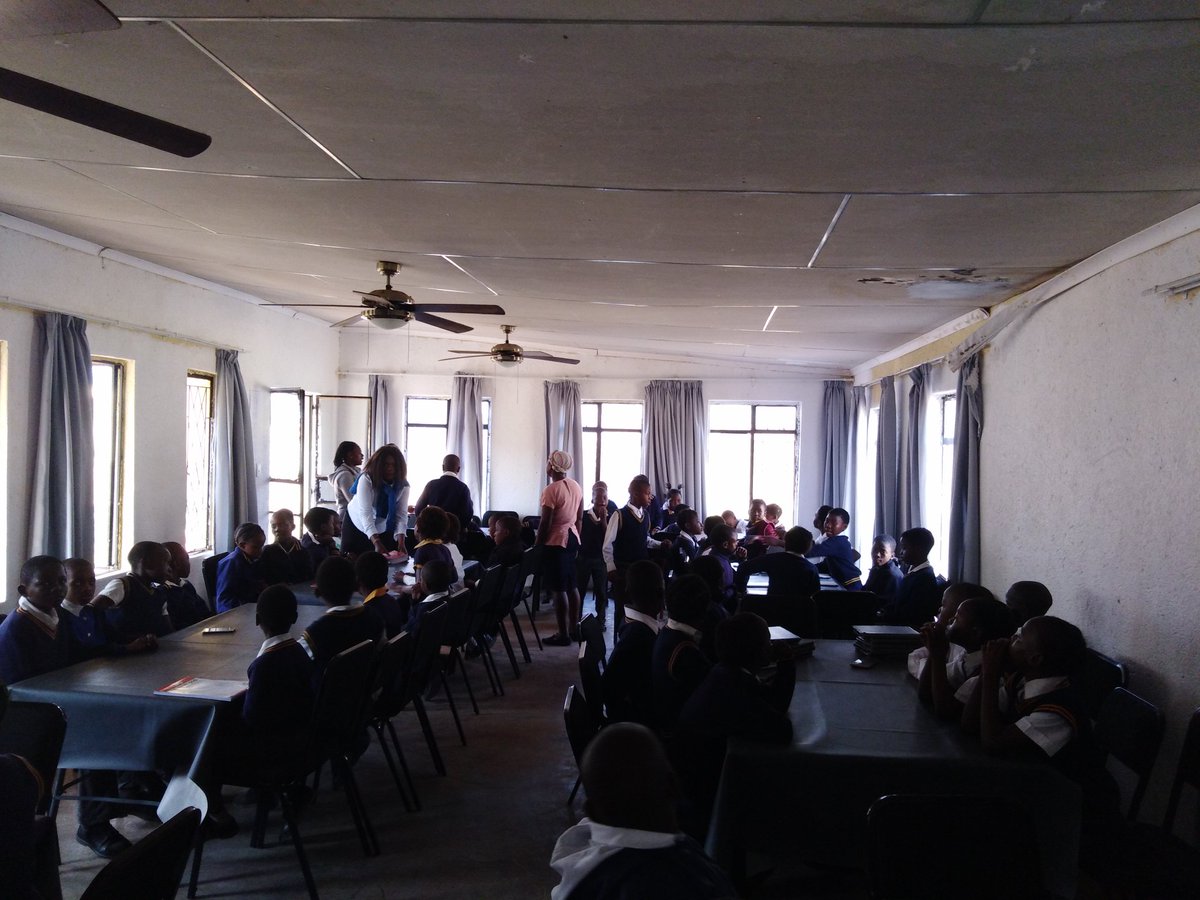 Floyd_1995's tweet photo. #WonderfilledLearning #OpenLearningAcademy #Ed_Tech
What a wonderful Thursday with Ifalethu primary School ❤️
@HazyviewDLC @GwfOnline https://t.co/u0SAoSX8ni